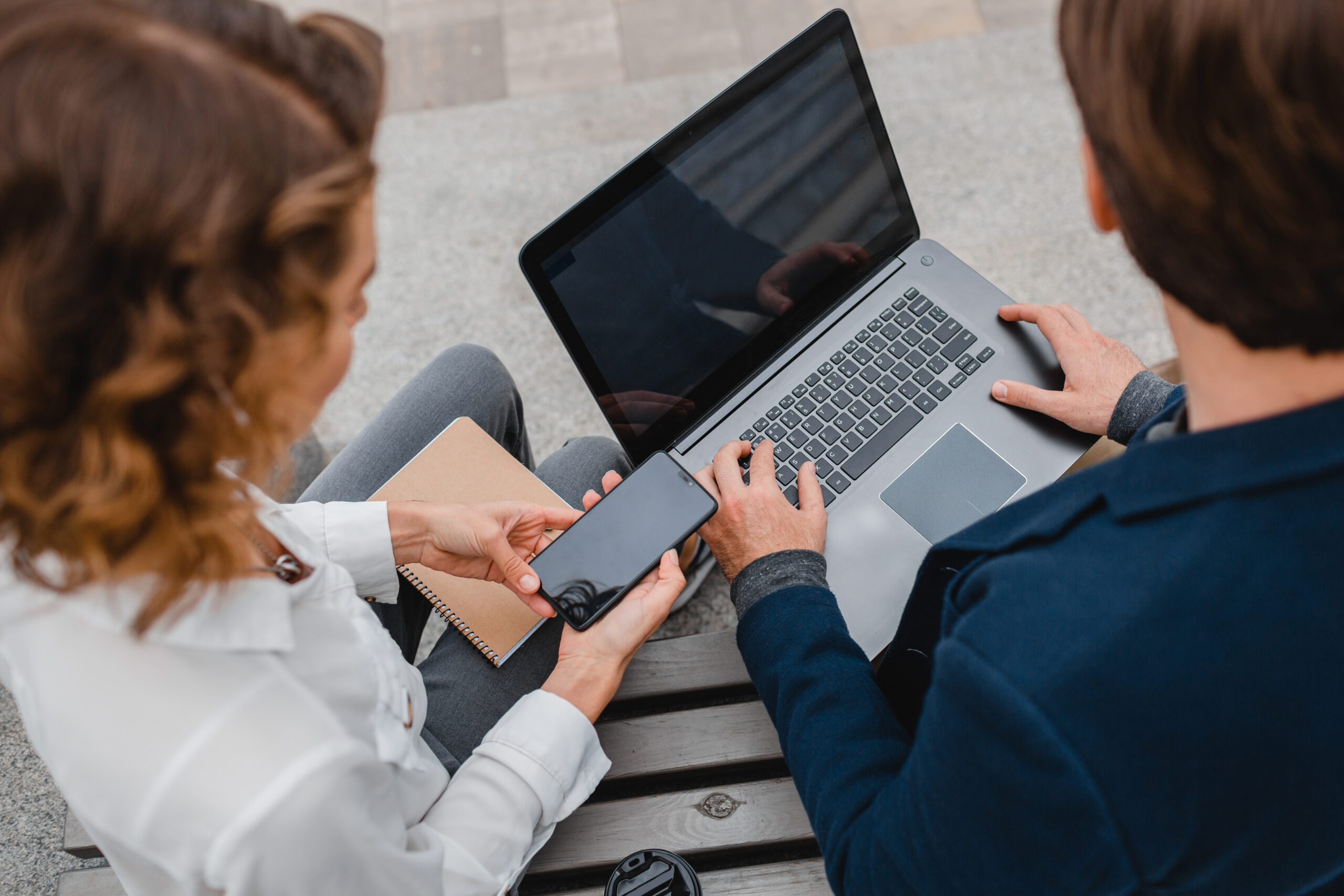 Tecnología y colaboración empresarial